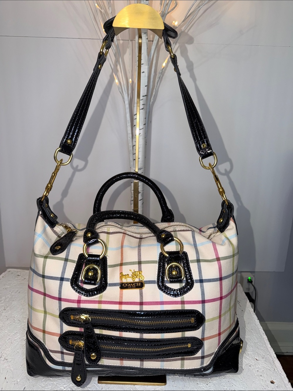 Coach EUC plaid w/shiny black leather trim & gold interior shoulder bag 16X11X5